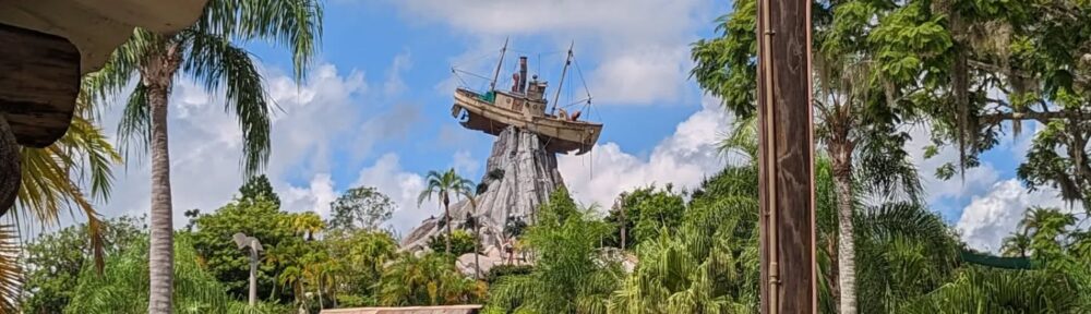 Typhoon Lagoon cabana day